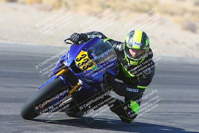 media/Jan-10-2025-CVMA Friday Practice (Fri) [[489e0da257]]/Group 4 and Trackday/Session 2 (Turn 4 Inside)/